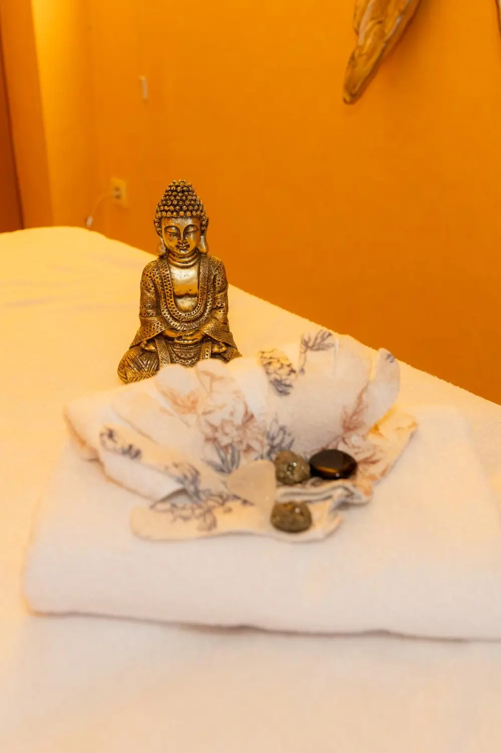 Coko Balance - Buddha Dekorationsstück und Handtücher